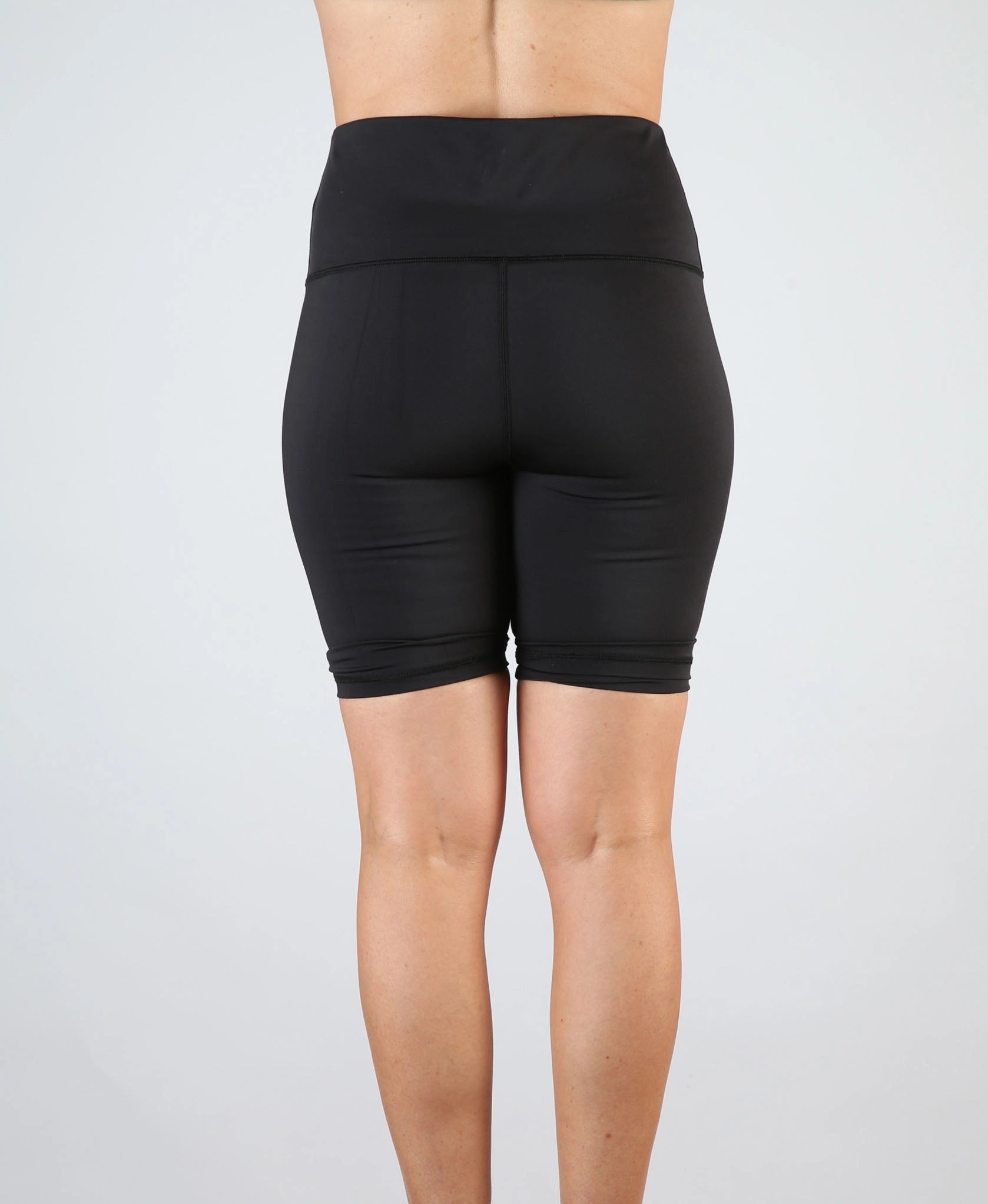 Swim_legging_short_black_size12_back