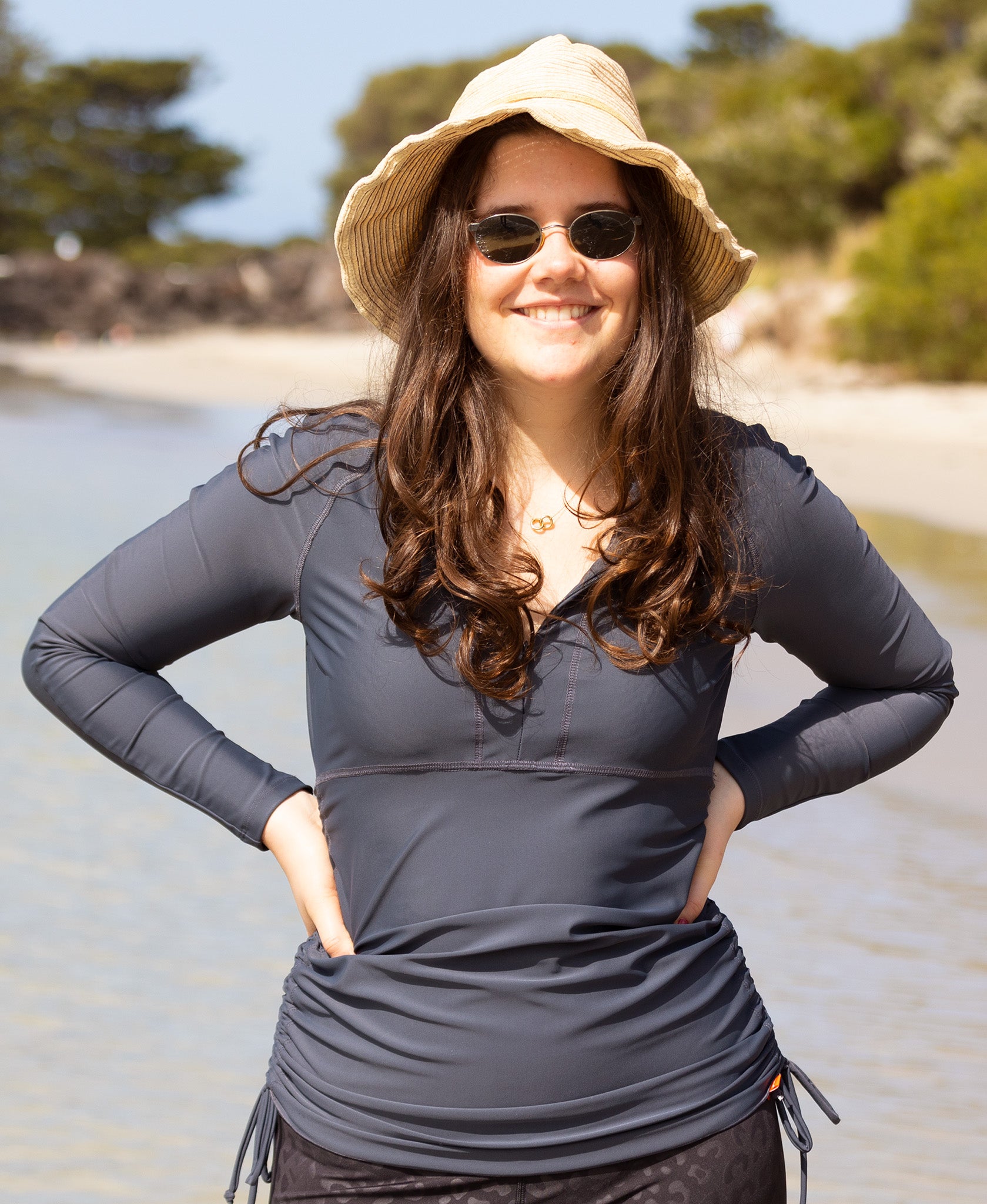 Rash top; Rash guard; Rash vest;  sun protection swimwear; Grey