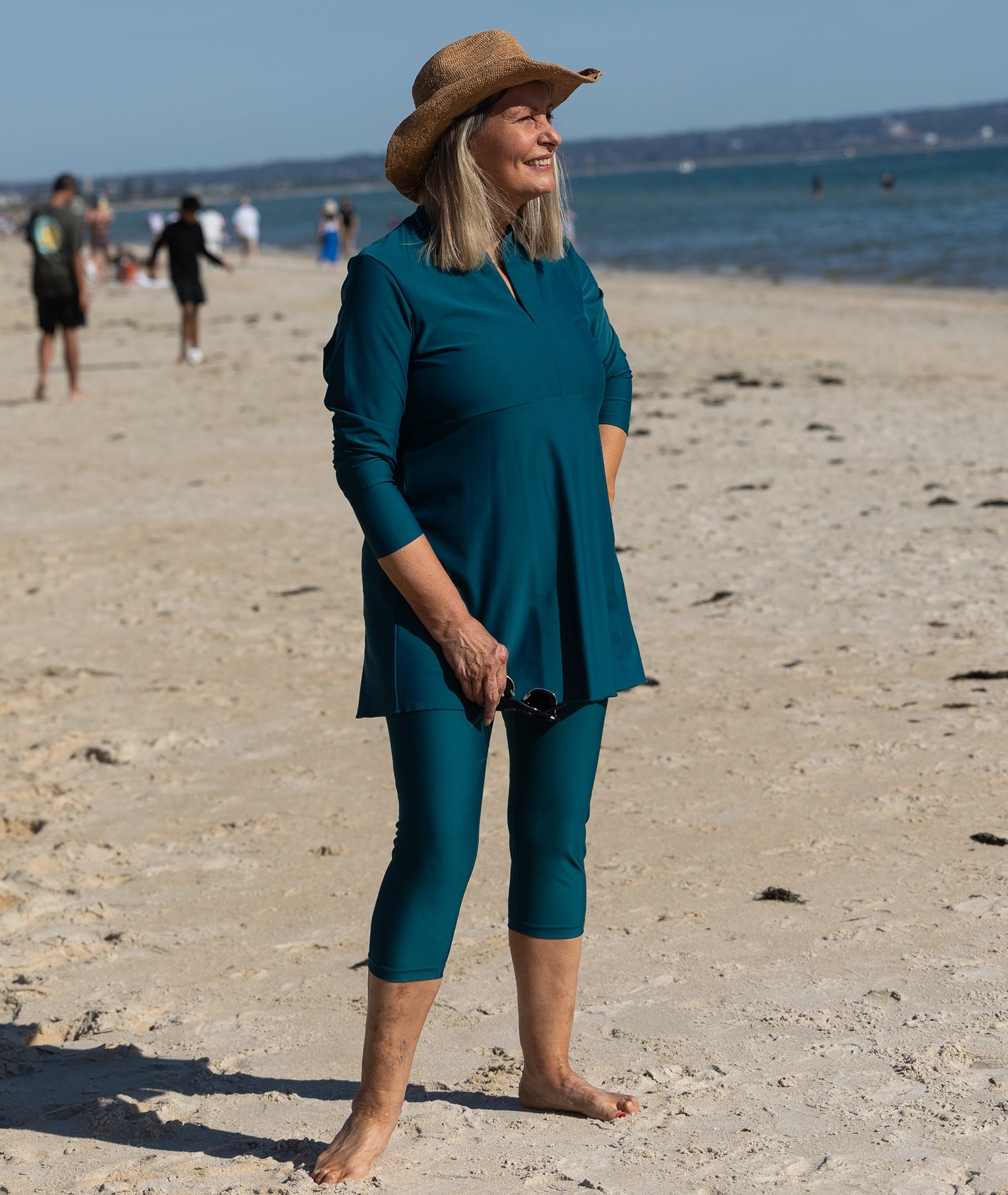 Swim_Legging_Crop_Teal_Size16_beach