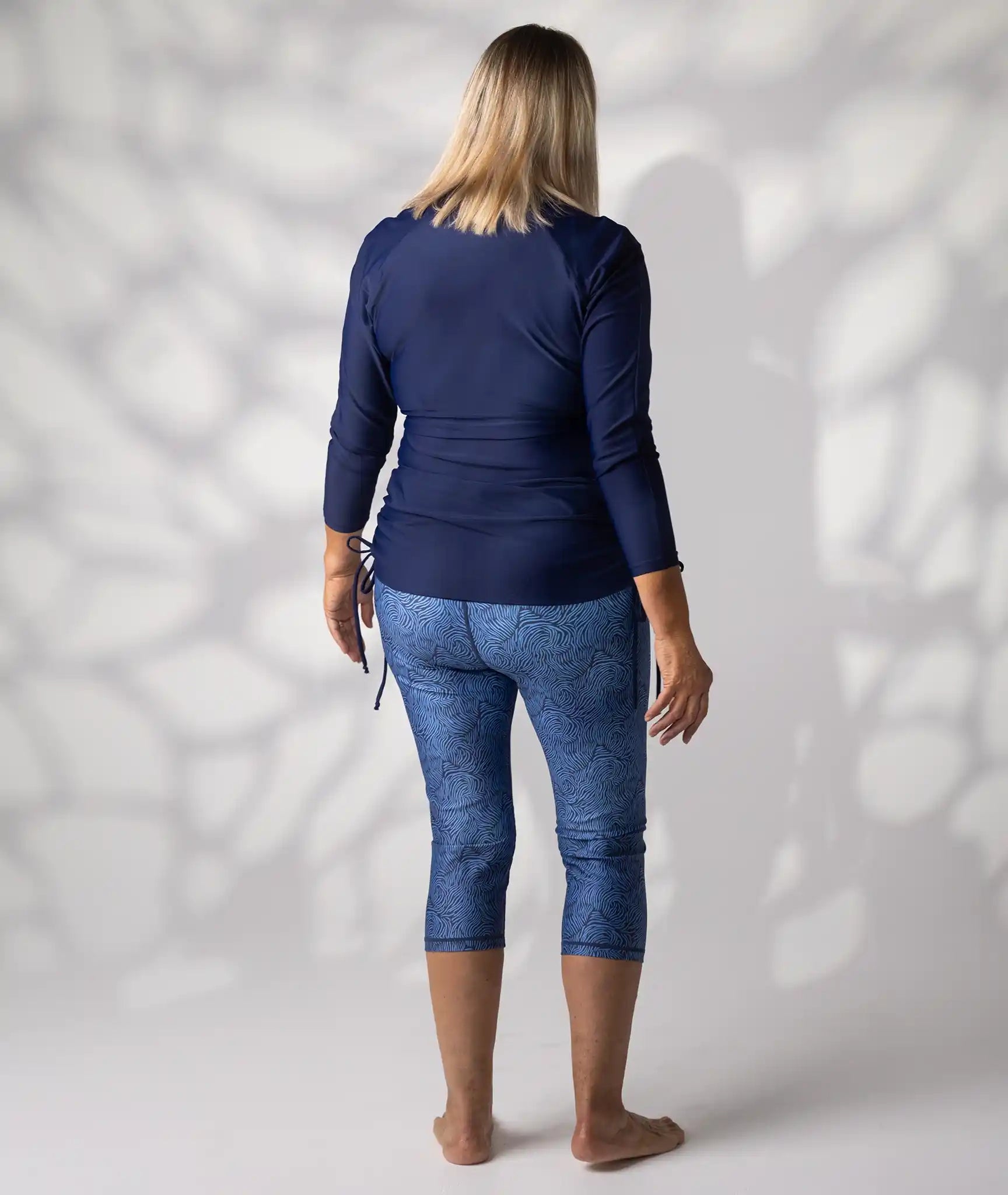 Rash Top Navy crop legging blue print size 16 back