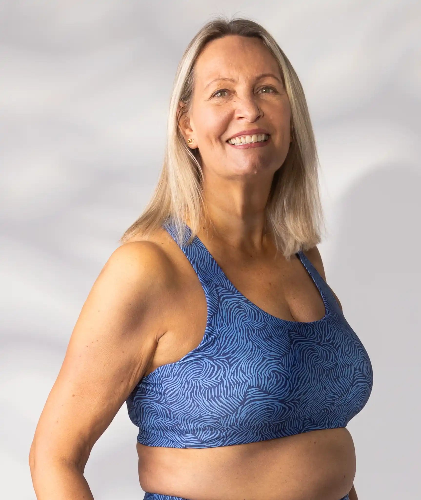 Swim_bra_blue_print_16_side