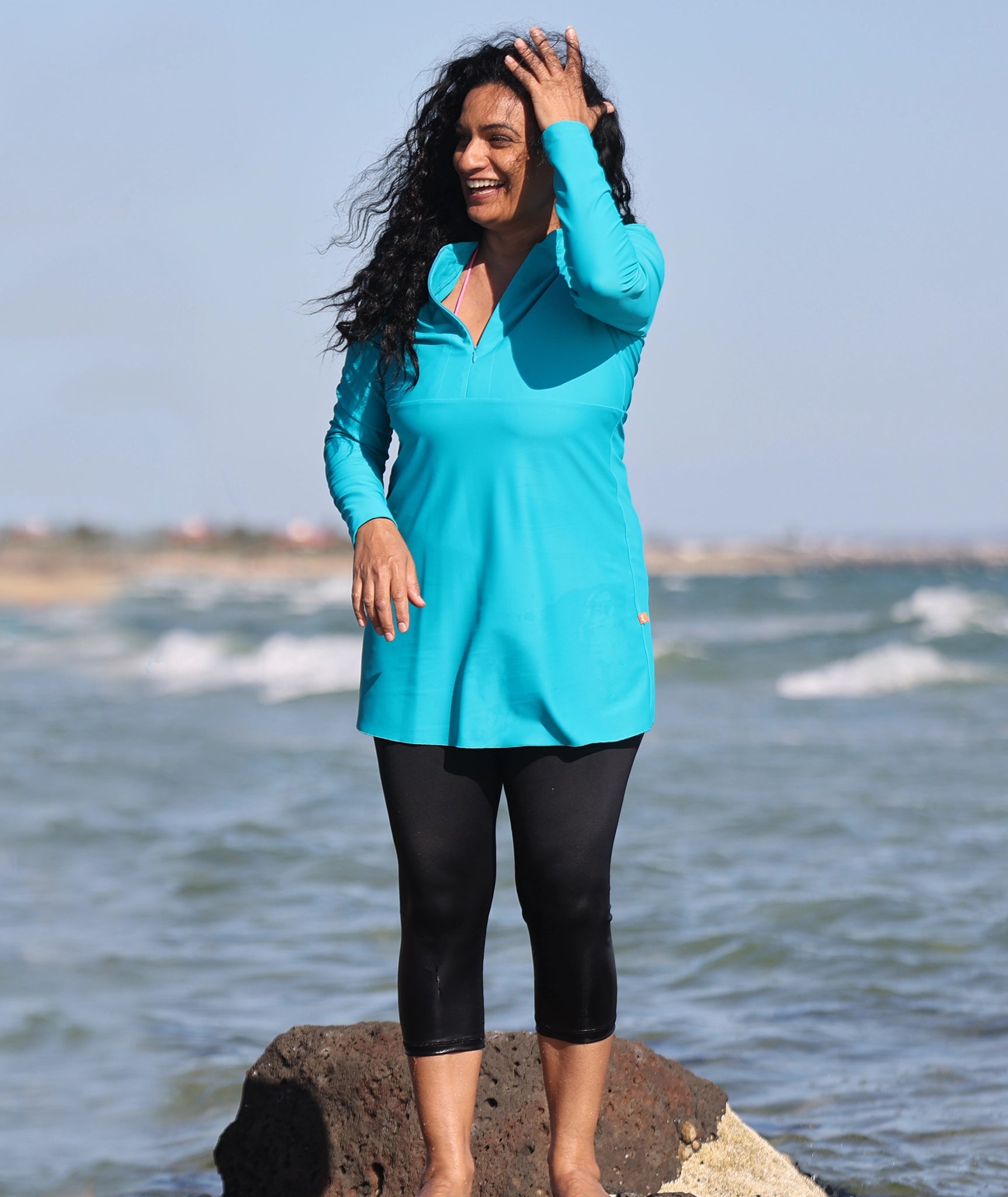 Swim_legging_crop_black_size16_beach