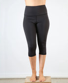 Swim Crop Legging Black Front