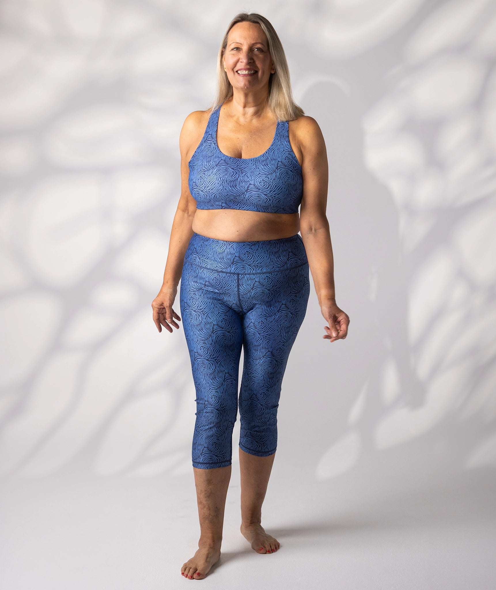 swim_bra_blue_print_crop_legging_blue_print_16_front